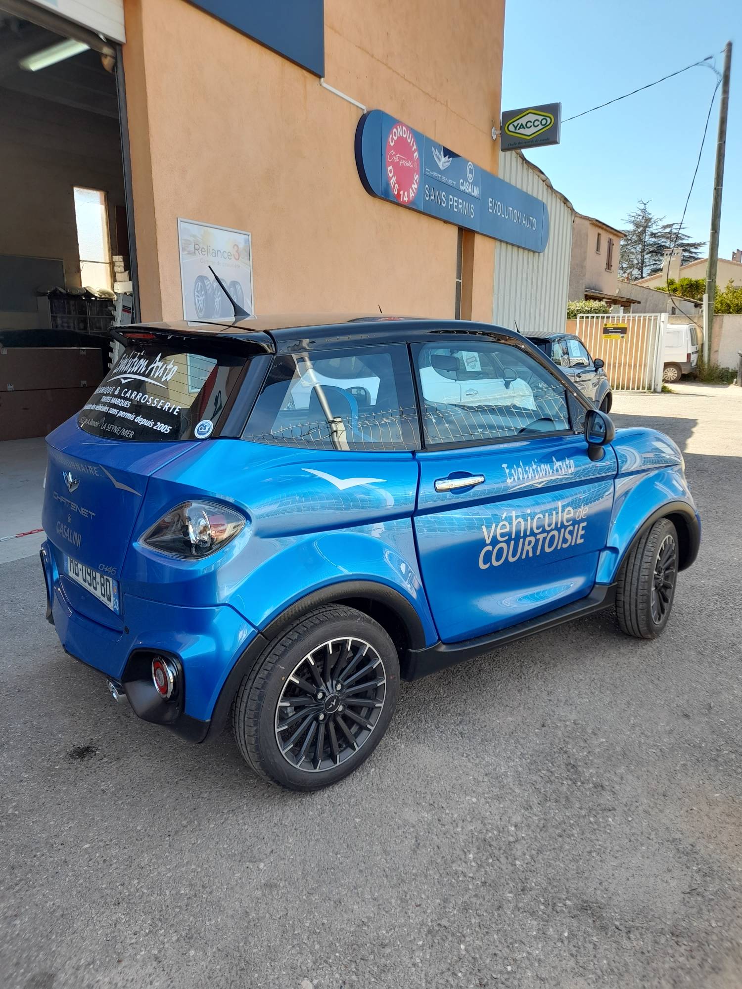 Voiture de courtoisie sans permis toulon ouest