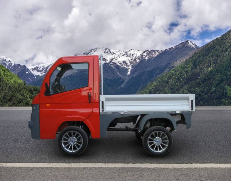 Véhicule sans permis pour les professionnelles 83 